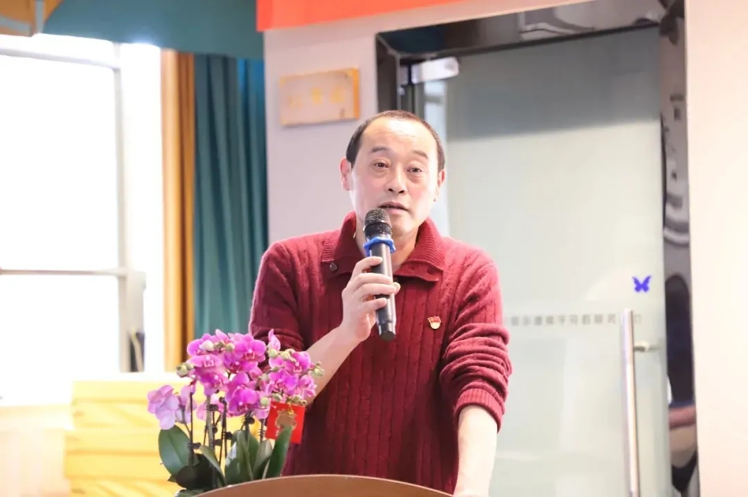 640.webp (46) 640.webp (46)