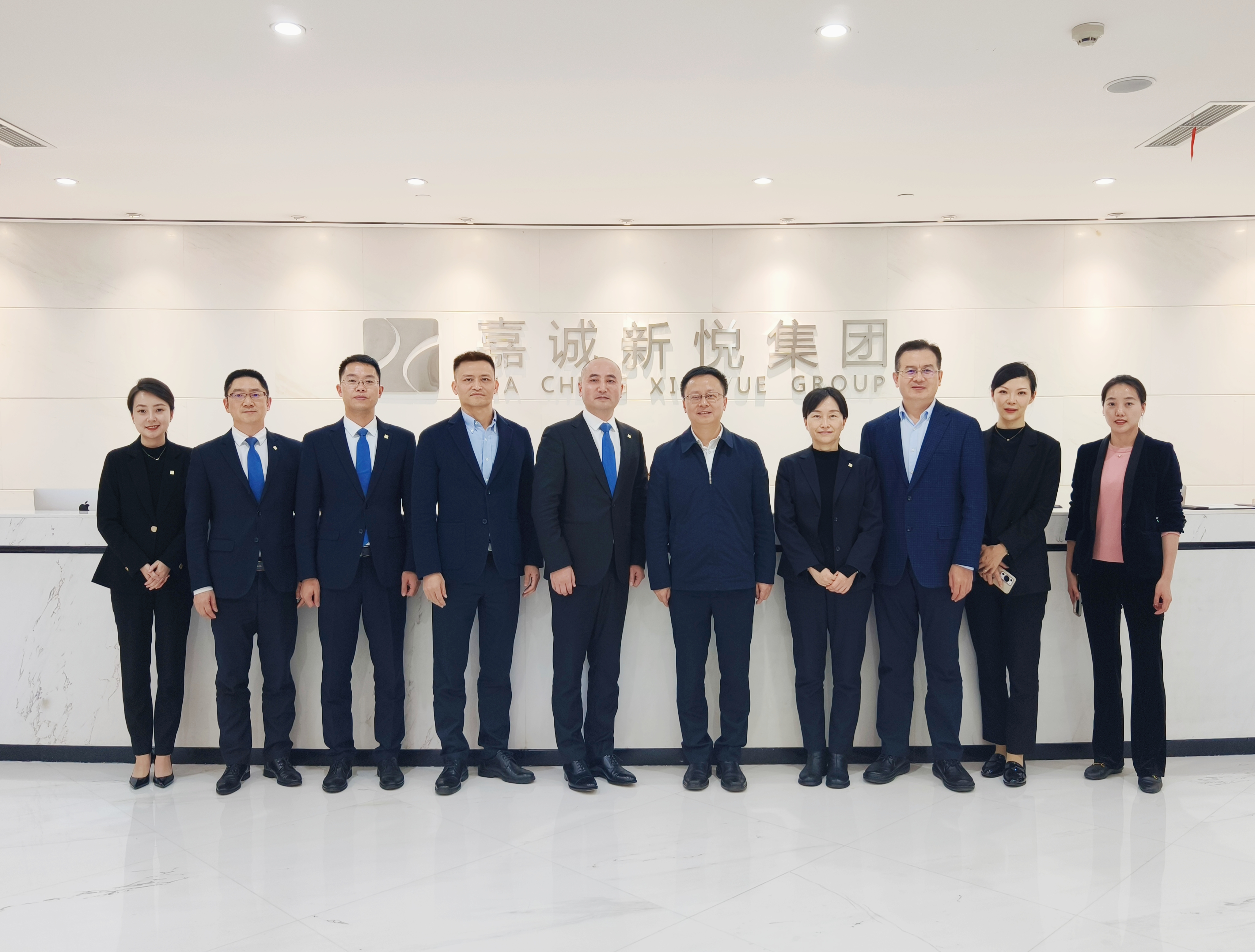 9e900a99-7505-4335-9c96-770691085c97 9e900a99-7505-4335-9c96-770691085c97